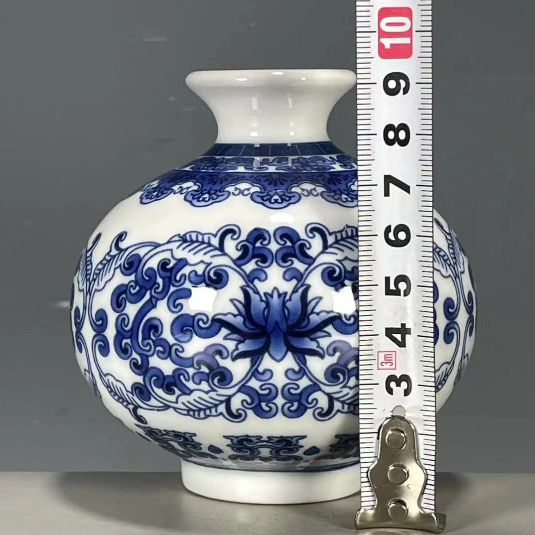 青花瓷迷你花瓶陶瓷摆件中式花瓶景德镇花瓶批发陶瓷圆小花瓶花器详情4