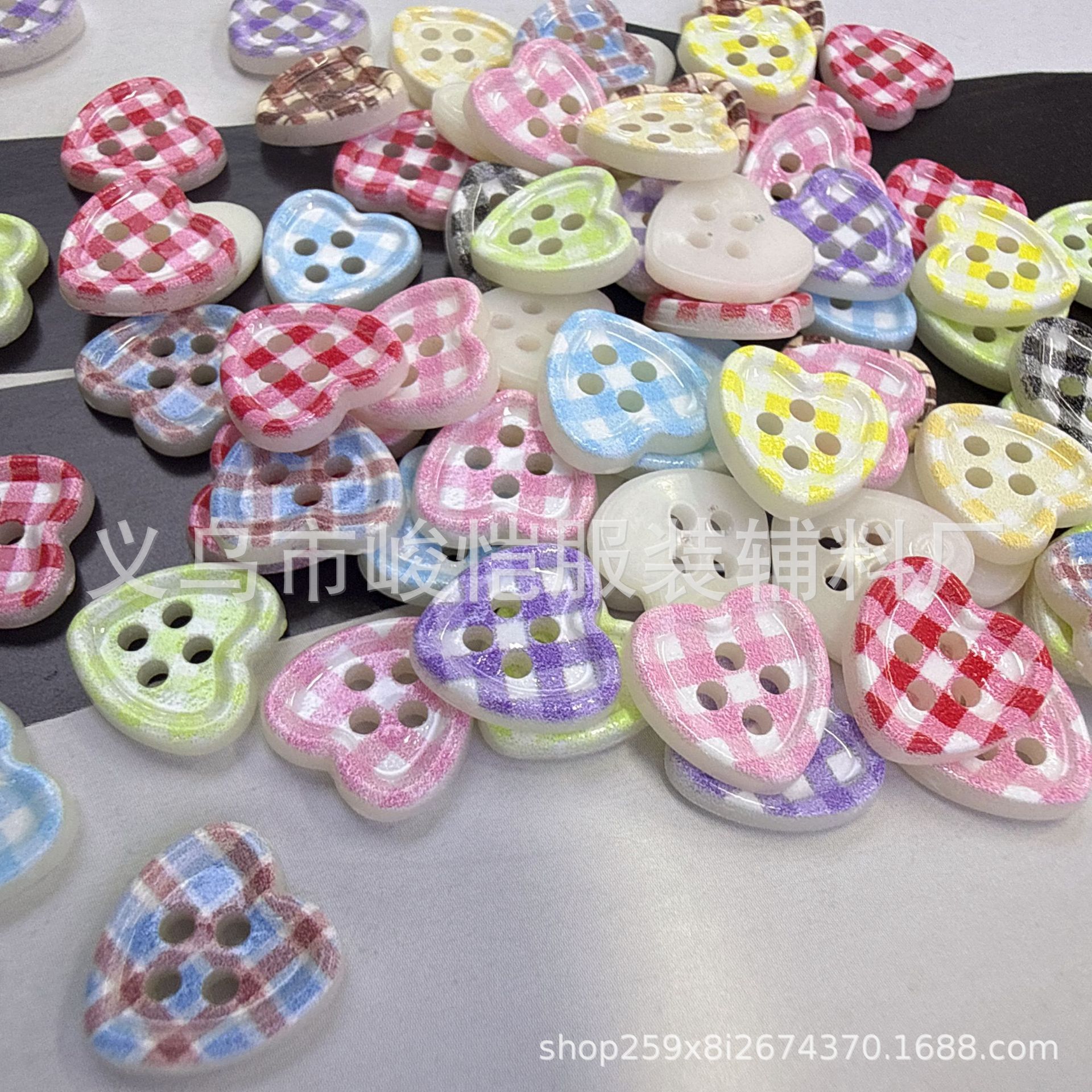 New summer ice-transparent checkered heart button diy handcrafted material clothing accessory button with four eyes pic 13