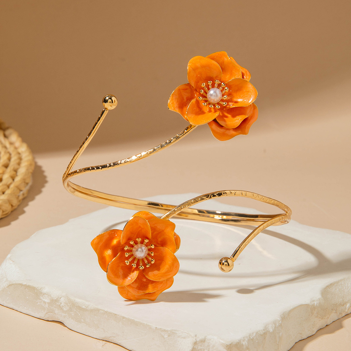 亚马逊跨境个性冷淡风海星手臂镯线条计感蝴蝶环形开口臂镯女详情152