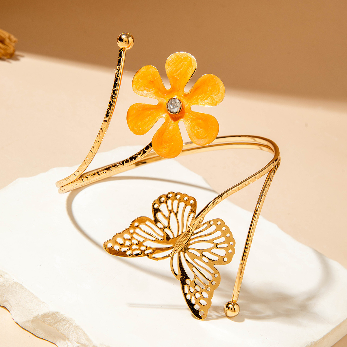 亚马逊跨境个性冷淡风海星手臂镯线条计感蝴蝶环形开口臂镯女详情142