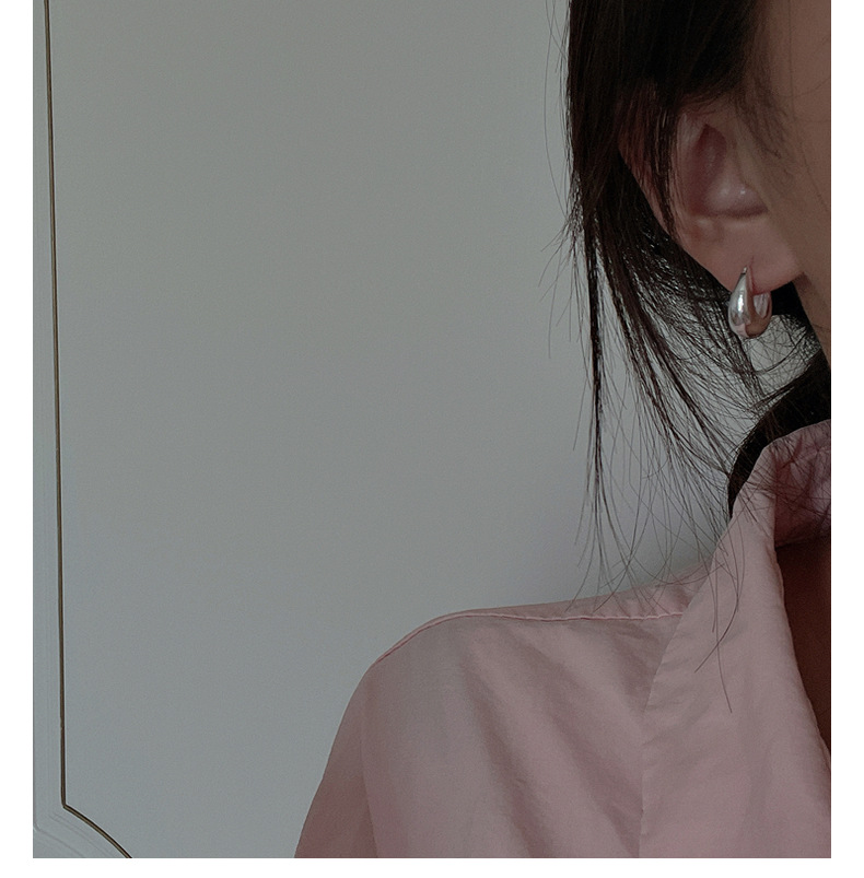 S925 sterling silver Korean version fashionable crescent ear buckles, Korean minimalist fashion basic style retro earrings and earrings wholesale pic 15