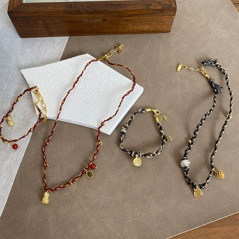 精致手作天然玉石红玛瑙编绳项链叠戴幸运硬币花生金色红绳手链女详情8