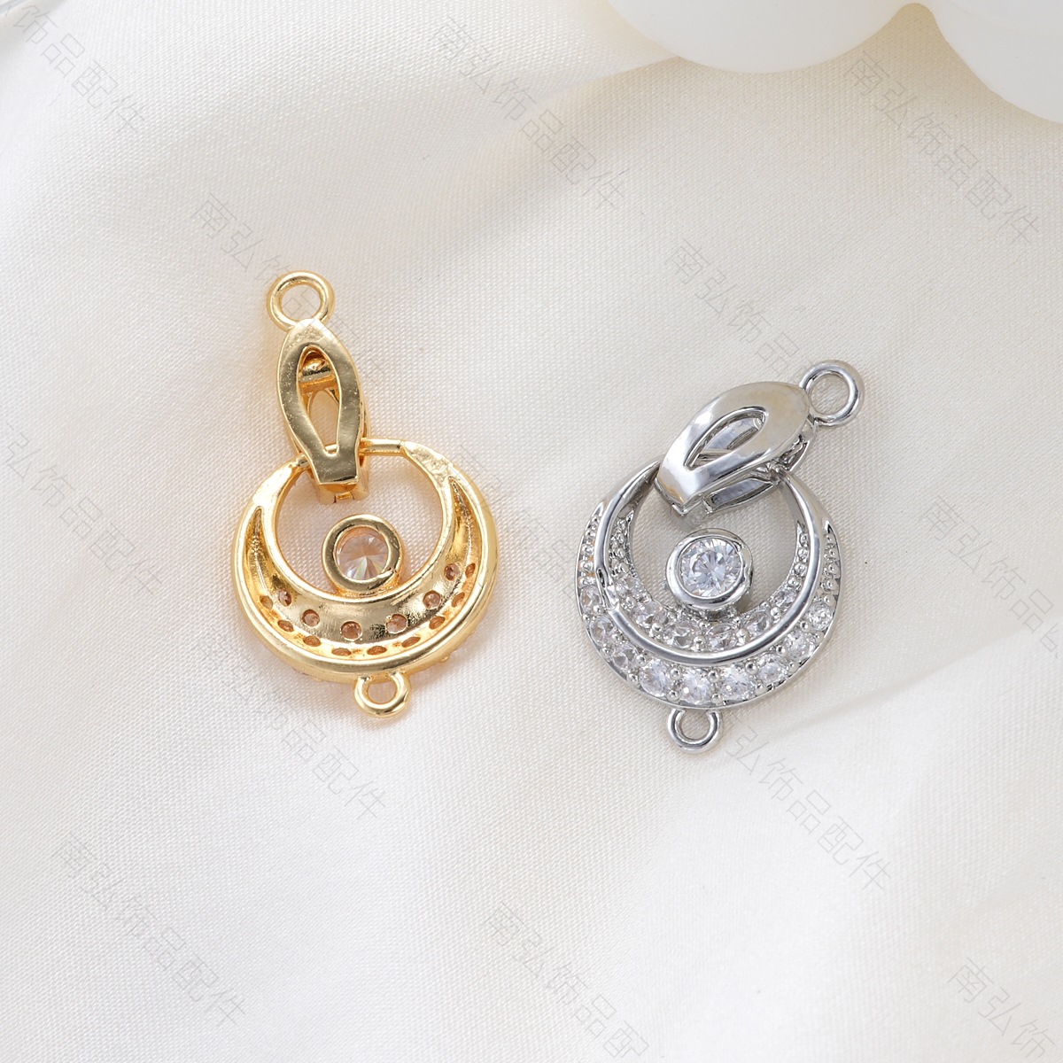 Copper-plated 18k gold color-preserving micro-inlaid zirconium crescent-shaped pendant, connecting buckle, bracelet, necklace clasp, DIY jewelry accessories pic 8