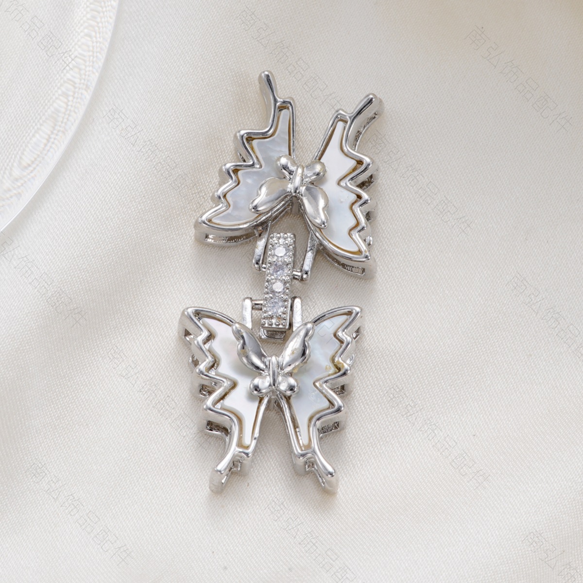 铜镀18k高保色镶白贝蝴蝶对扣珍珠项链扣头高级DIY饰品珠宝配件详情9