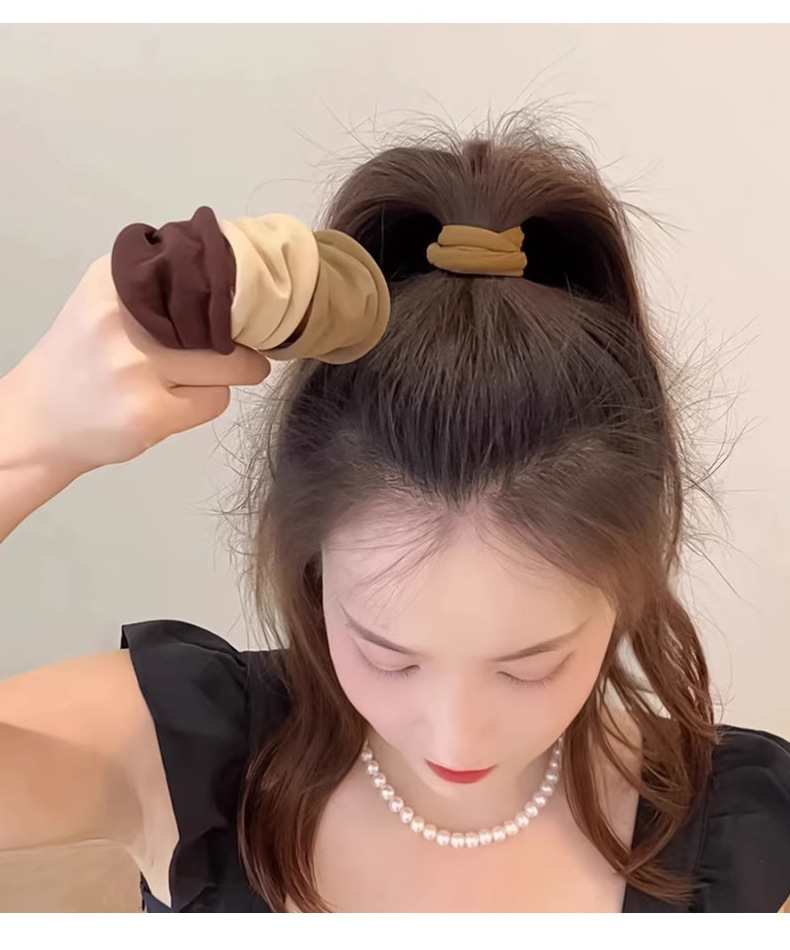 The 2025 new style of hair band is a popular online hair tie. The hair tie is thickened and widened, durable, high ponytail, rubber band, mask and hair accessory pic 3