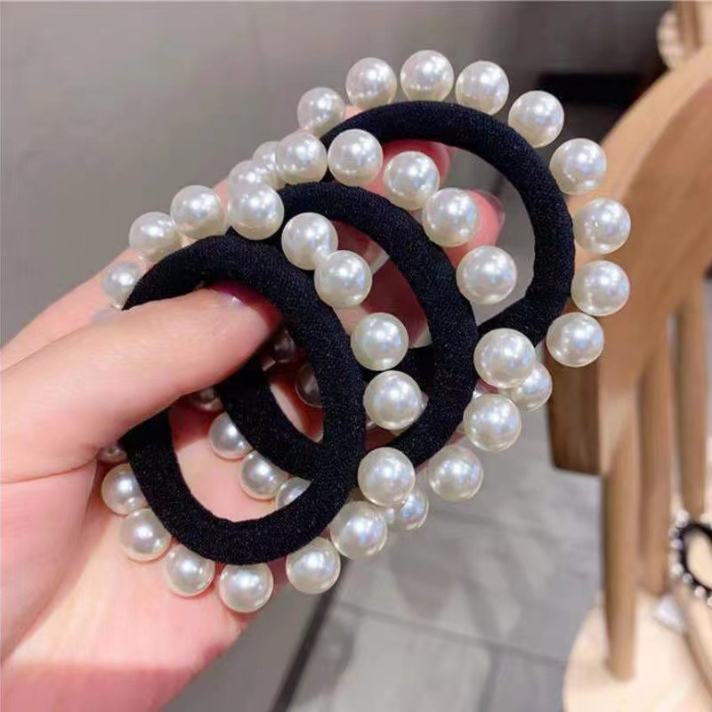 The new pearl hair band and towel band from Dongdaemun, South Korea, are simple and versatile. It also features a hair tie and a rubber band pic 8