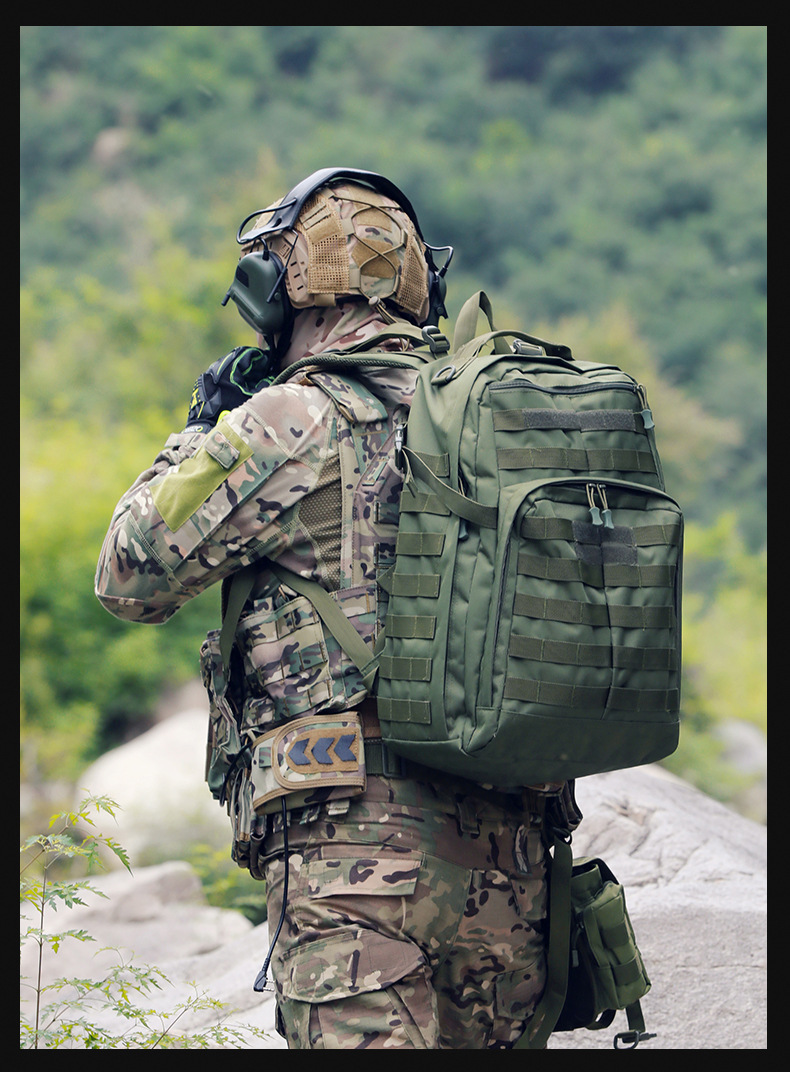 新款迷彩战术背包Aitobu男户外多用途大容量防水登山包详情20