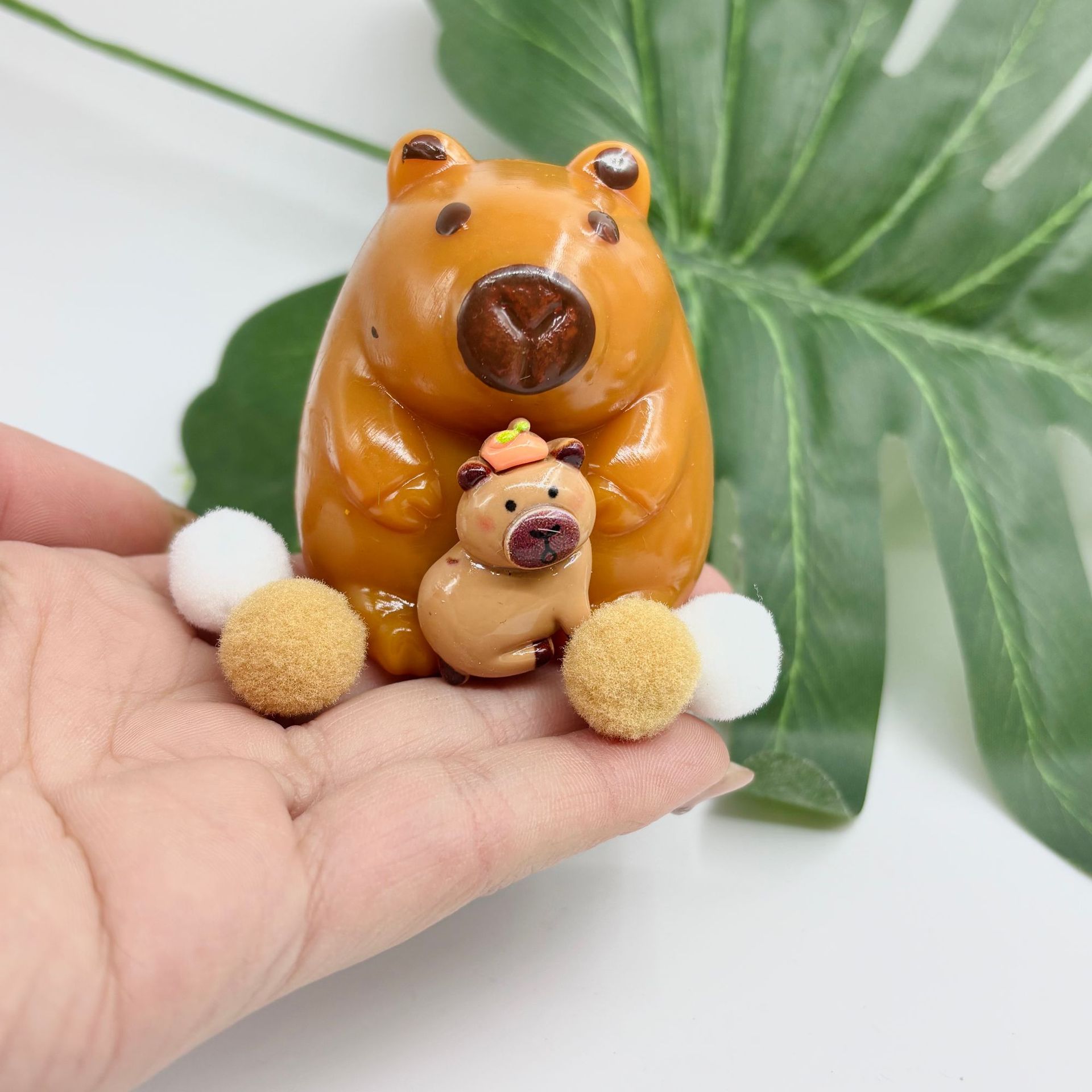 The new Kapibala Kneading Fun Healing soft rubber TPR slow Rebound feel stress-relieving toy is in stock pic 4