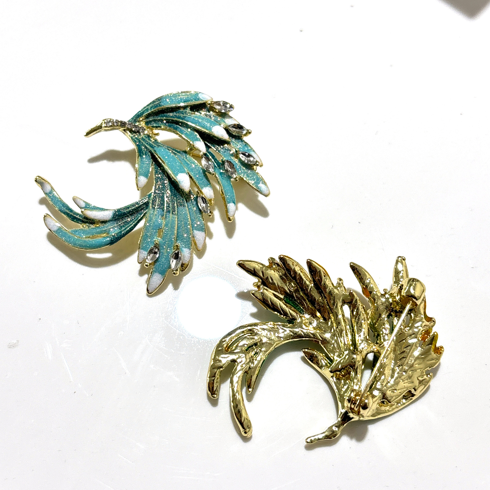 紫罗兰蓝羽胸针设计感小众高档女精致奢华气质别针胸花母亲节礼物详情3