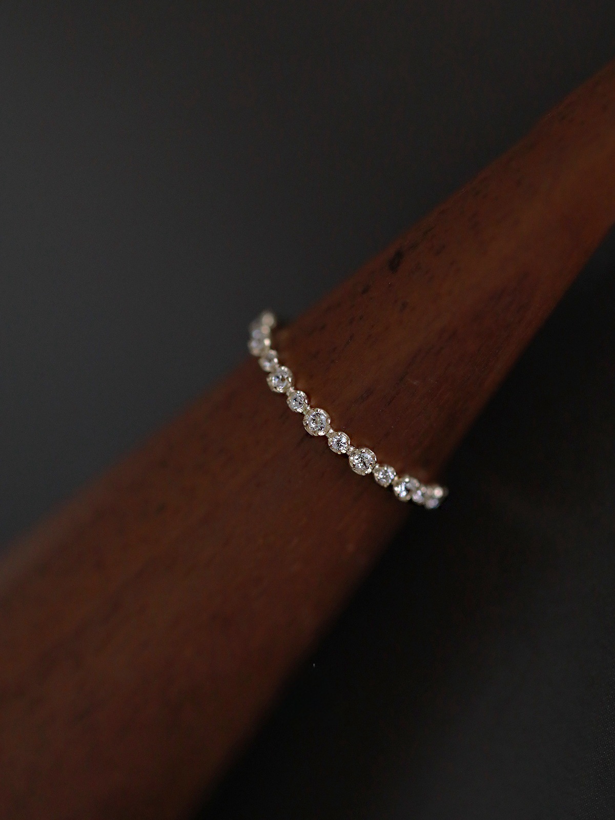 S925 sterling silver plated with 14K gold, a beautiful row of diamonds and a stylish zircon ring. The ring is exquisitely sweet and layered pic 3