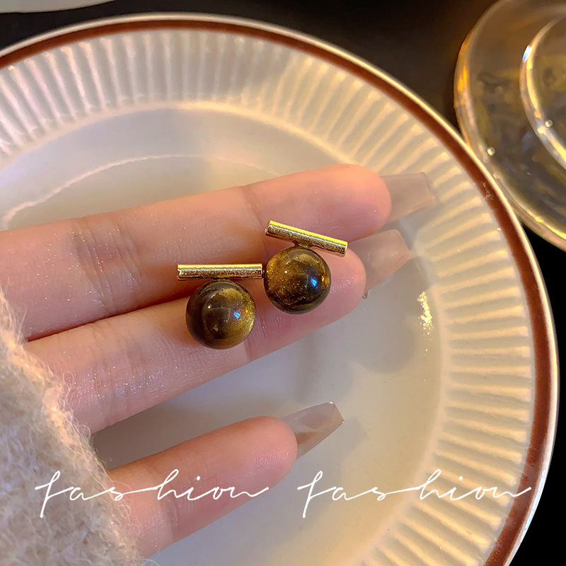 珍珠耳环女ins风简约高级感小众气质耳饰网红复古耳钉银针批发详情10