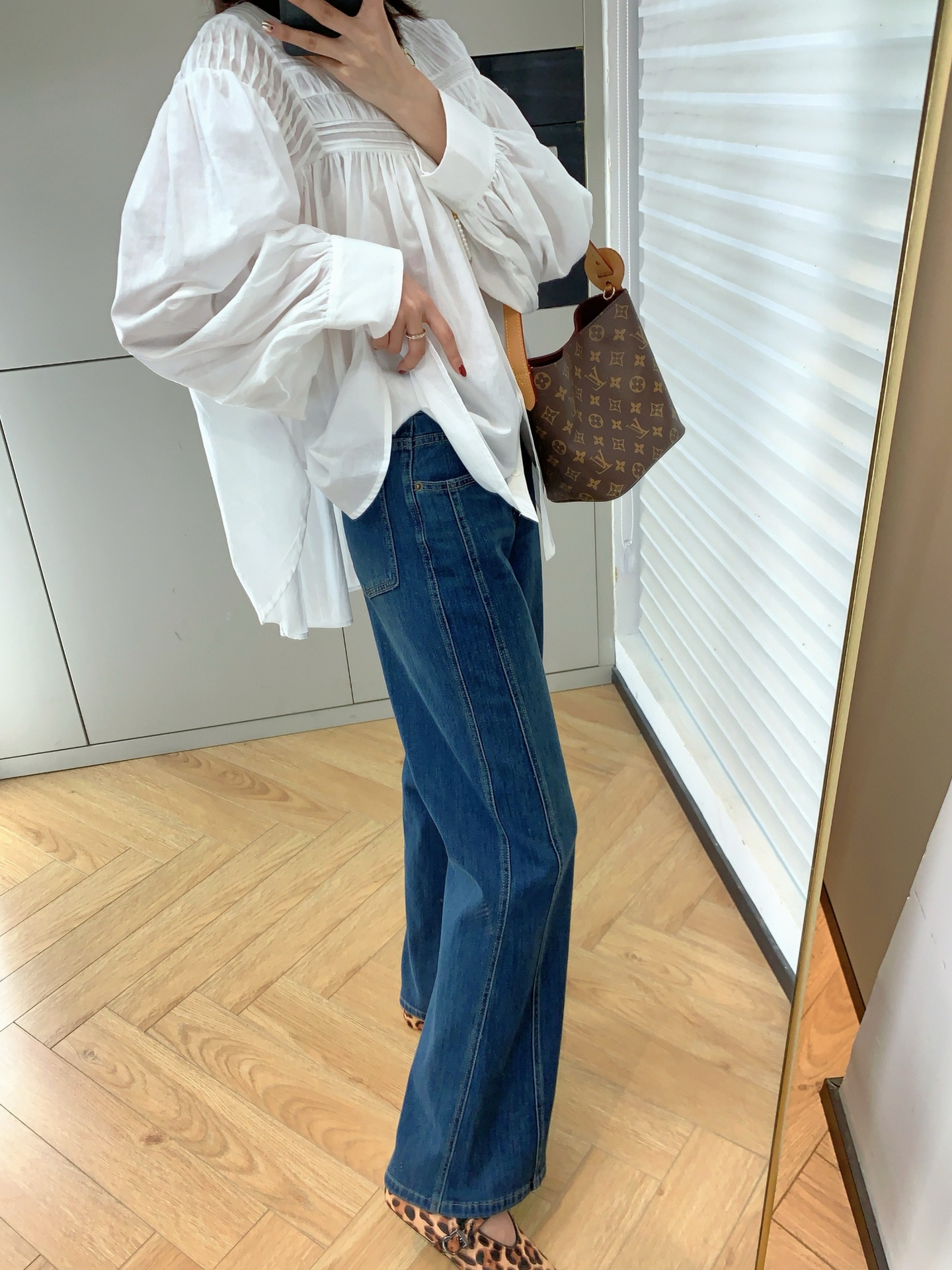 复古时髦高腰斜裁宽松显瘦百搭弹力直筒宽松微喇叭牛仔裤G031612详情8