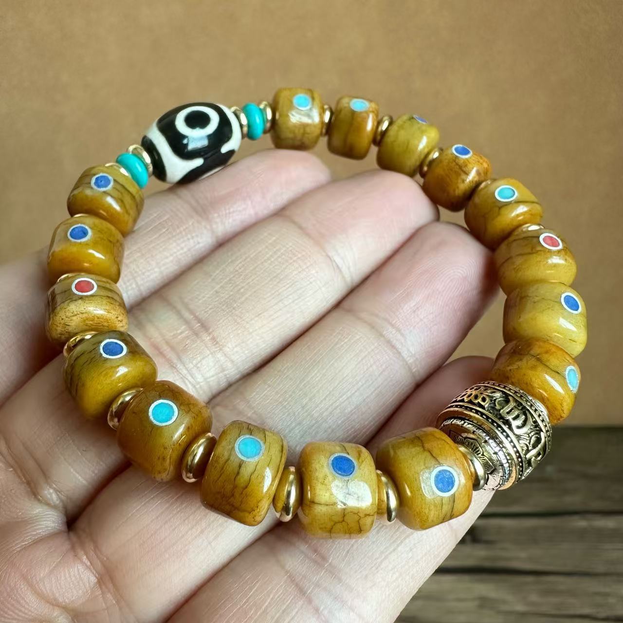 Authentic Tibetan yak bone bracelet for men, inlaid with gemstones and old pearl accessories, ethnic style Tibetan-style bone bracelet collectible pic 4