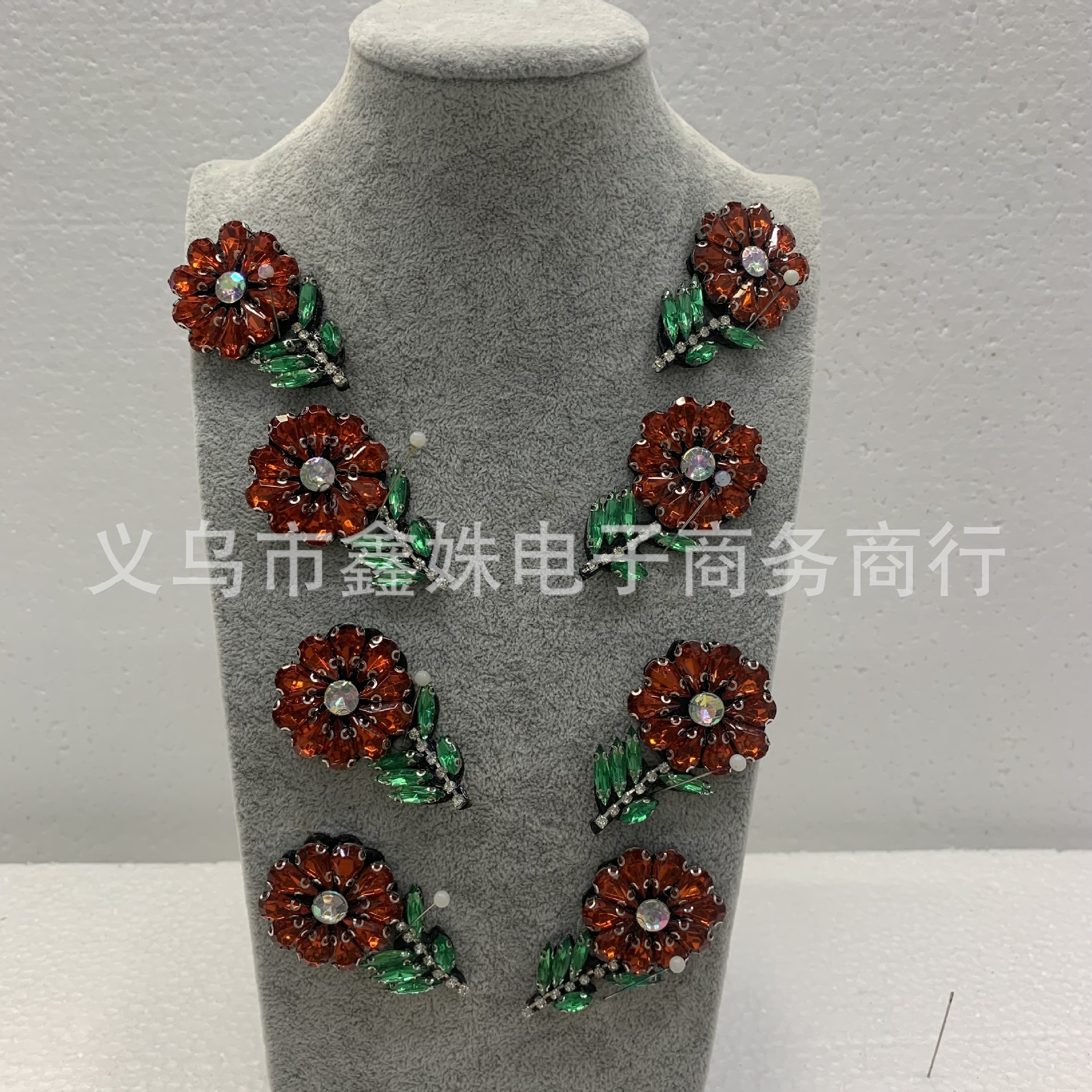 Bestseller bee diamond-encrusted beaded embroidery patchwork decoration with gold and silver thread subsidy pic 7