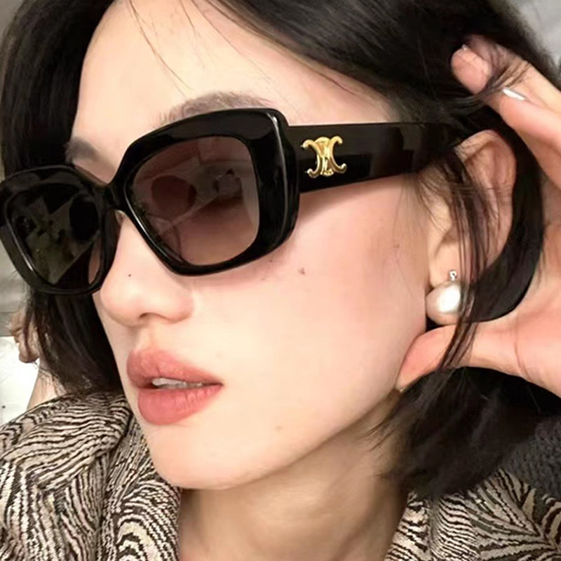 Retro triumph snow sunglasses for women with a high-end feel, 2024 new square sunglasses for sun protection against ultraviolet rays pic 2