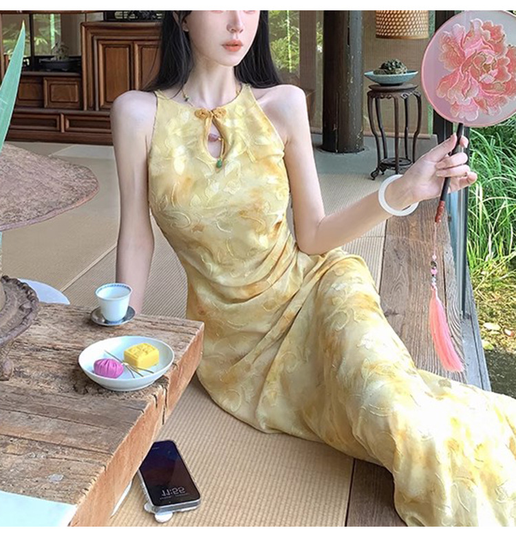 【 Spring Knowledge and Tangxin 】 New Chinese-style traditional Chinese cut-and-shoulder modified cheongsam mid-length dress, elegant printed long dress pic 8