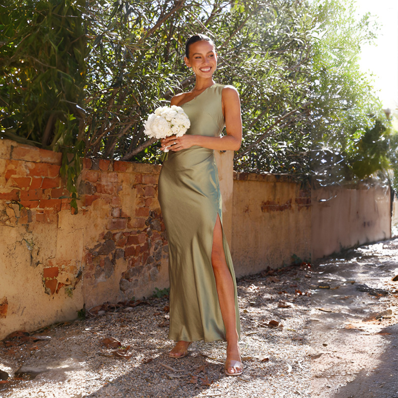 Cross-border Amazon 2024 Spring/Summer, European and American style, slimming, single-shoulder, socialite style, slit, sexy satin dress for women pic 43