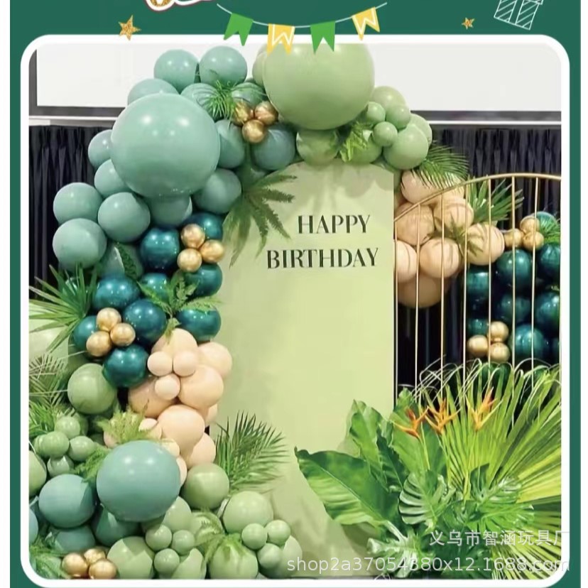 Creative design of green theme balloon set scene arrangement for birthday party balloon chain set scene arrangement pic 4