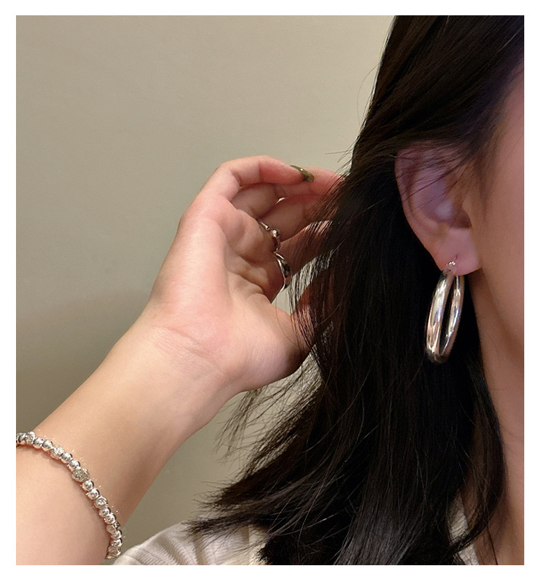 S925 sterling silver Korean version, niche design, large ear loops, smooth ear buckles, fashionable and individual Korean style blogger earrings and earrings pic 17