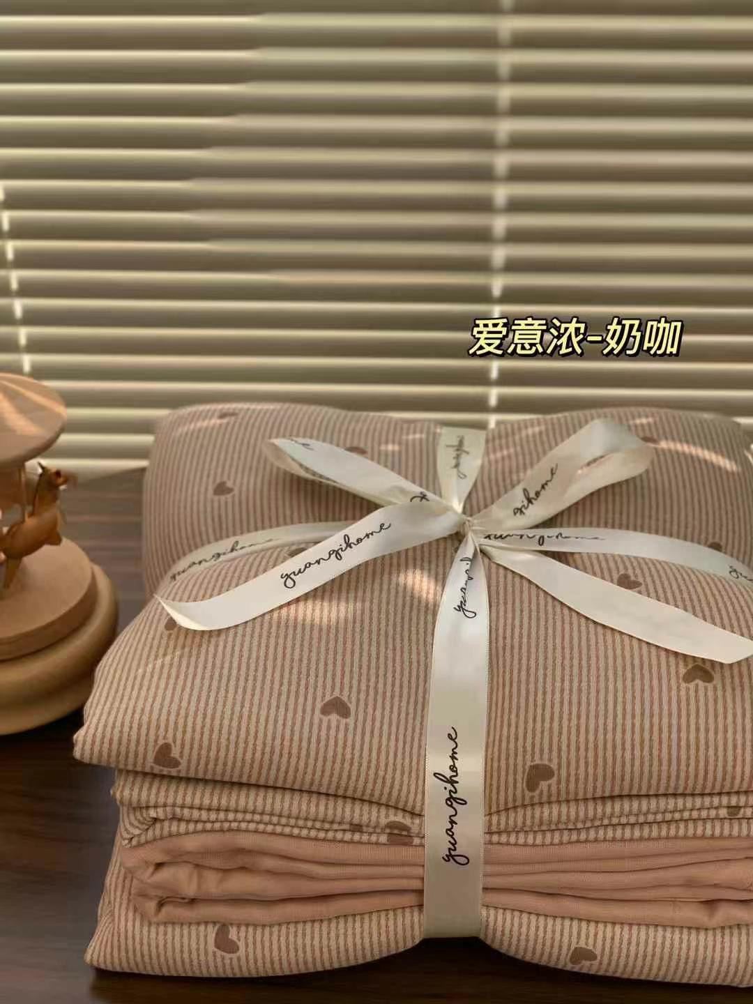 A set of three or four pieces with fresh small floral print double-layer yarn, pure cotton soft naked sleeping quilt cover and cartoon bedding pic 46