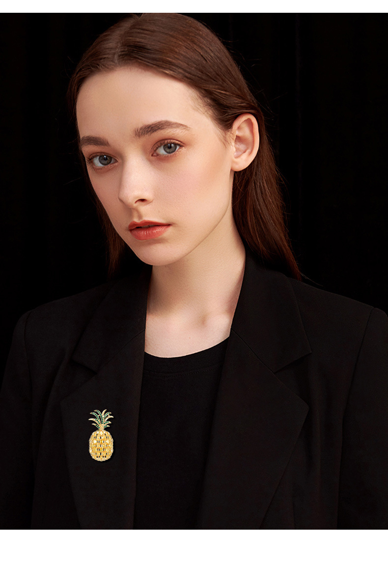 高档轻奢胸针新款百搭甜美珐琅菠萝凤梨胸针西装外套男女别针领详情13