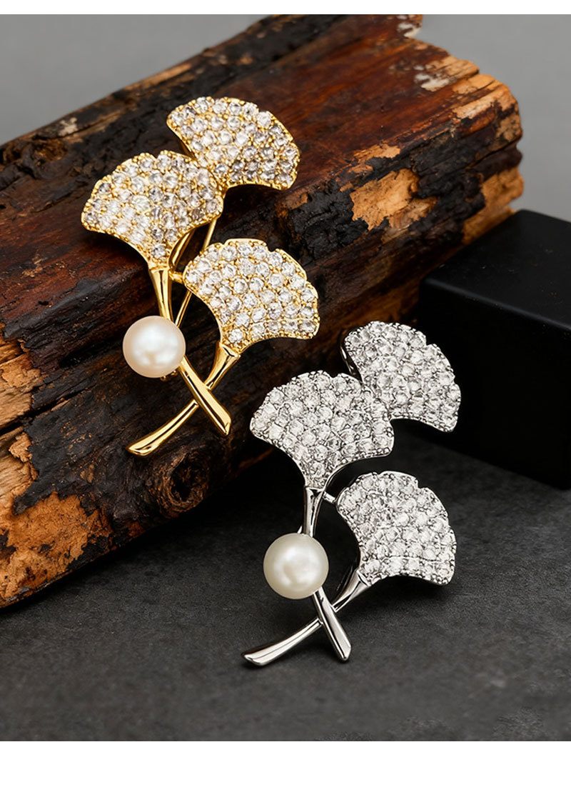 轻奢微镶满锆银杏叶胸针高级感铜合金真金电镀淡水珍珠精致女别针详情19