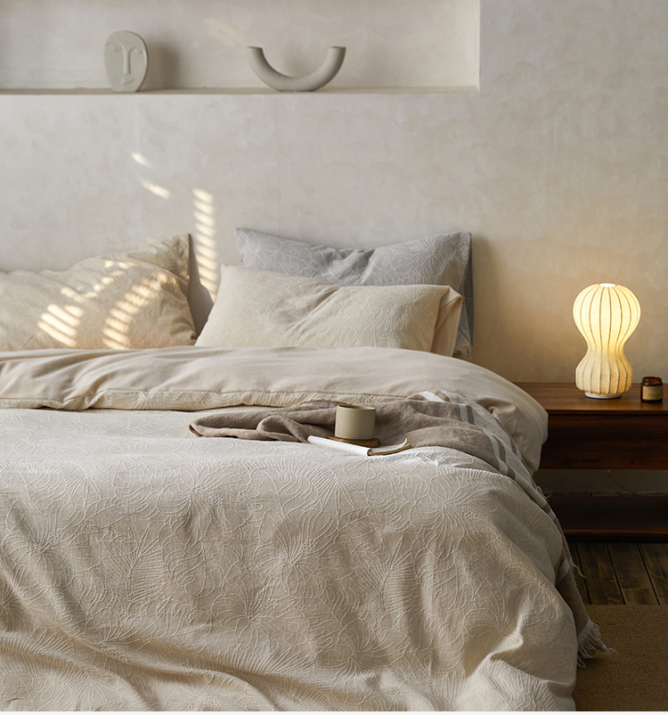 Minimalist log style: Four-piece set of all-cotton pure cotton 2024 new style bed sheets, duvet covers and quilt covers, high-end spring and autumn bedding pic 4
