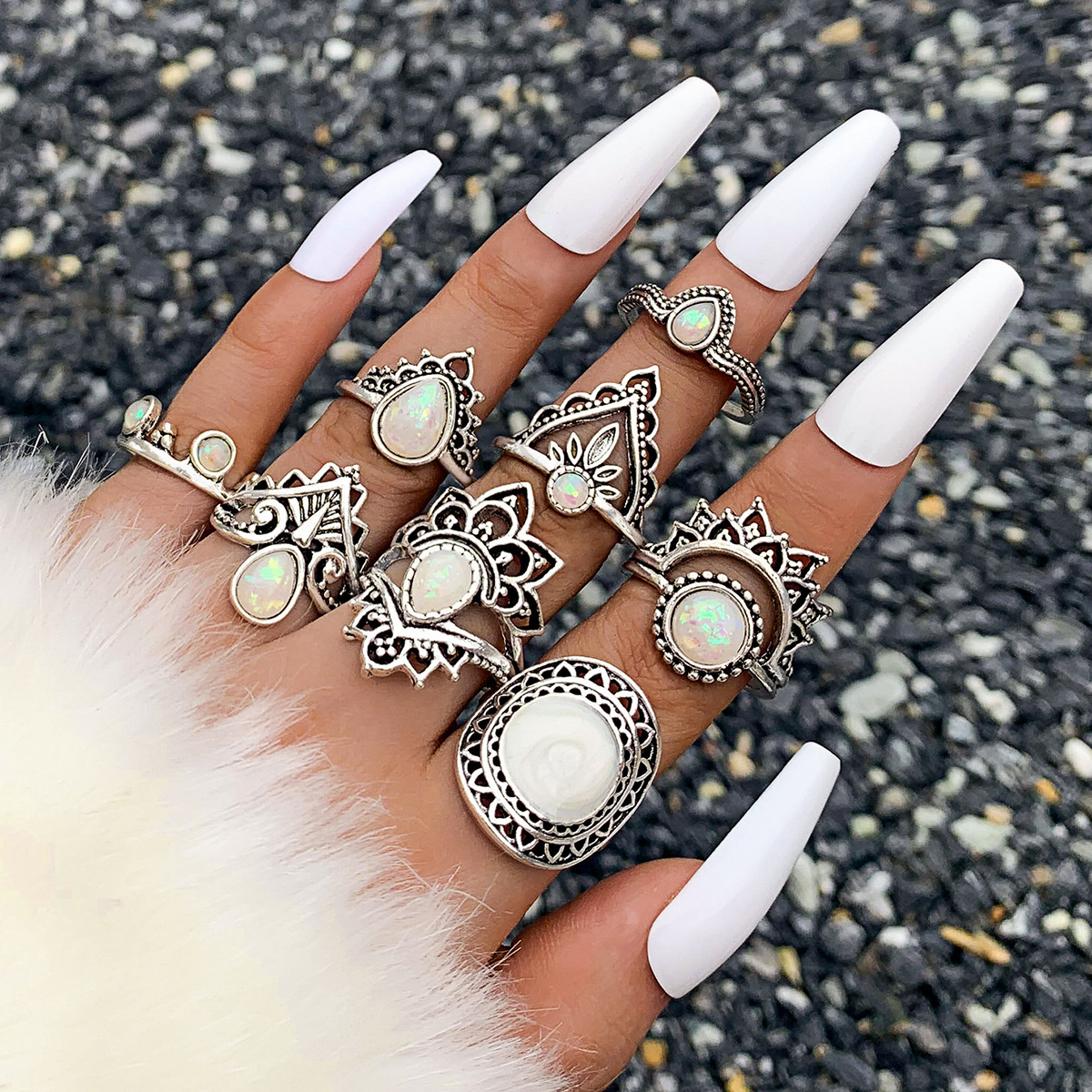 跨境时尚首饰 复古雕花太阳羽毛十字架黑色宝石戒指多件套装组合详情11