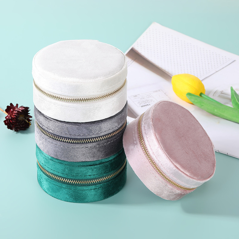 Wholesale of new portable velvet jewelry boxes, travel jewelry, rings, necklaces, stud earrings, and accessory storage boxes pic 6