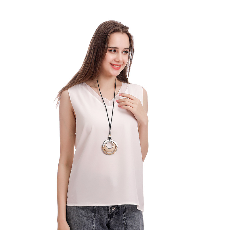 跨境亚马逊爆款欧美外贸木头圆形饰品秋冬女士时尚简约项链毛衣链详情12