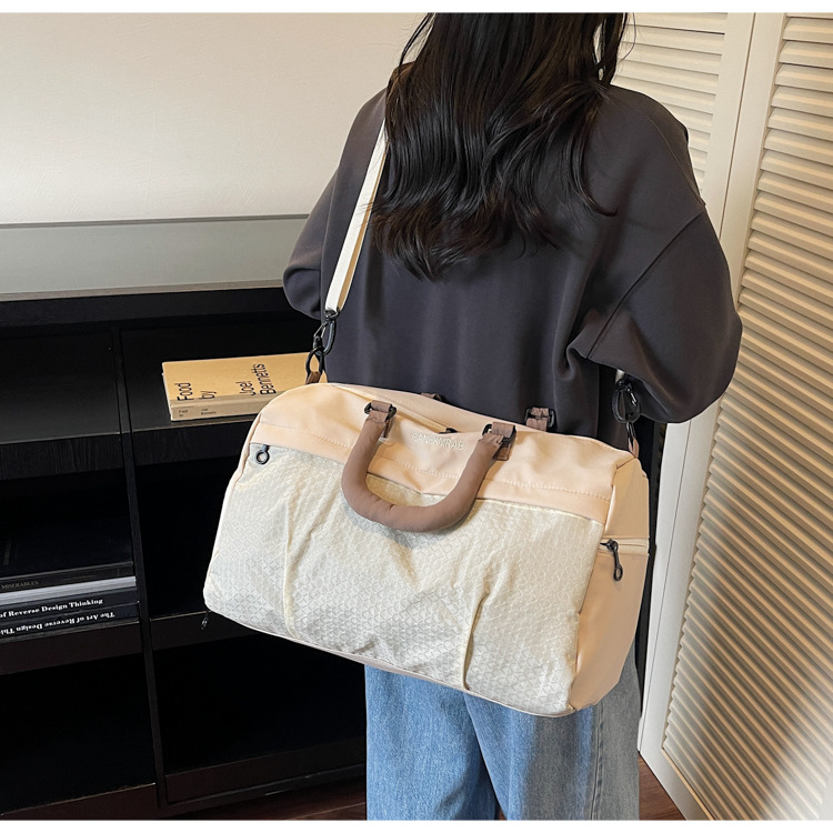 短途旅行包女轻便多功能斜挎运动健身包手提出差大容量收纳行李袋详情26