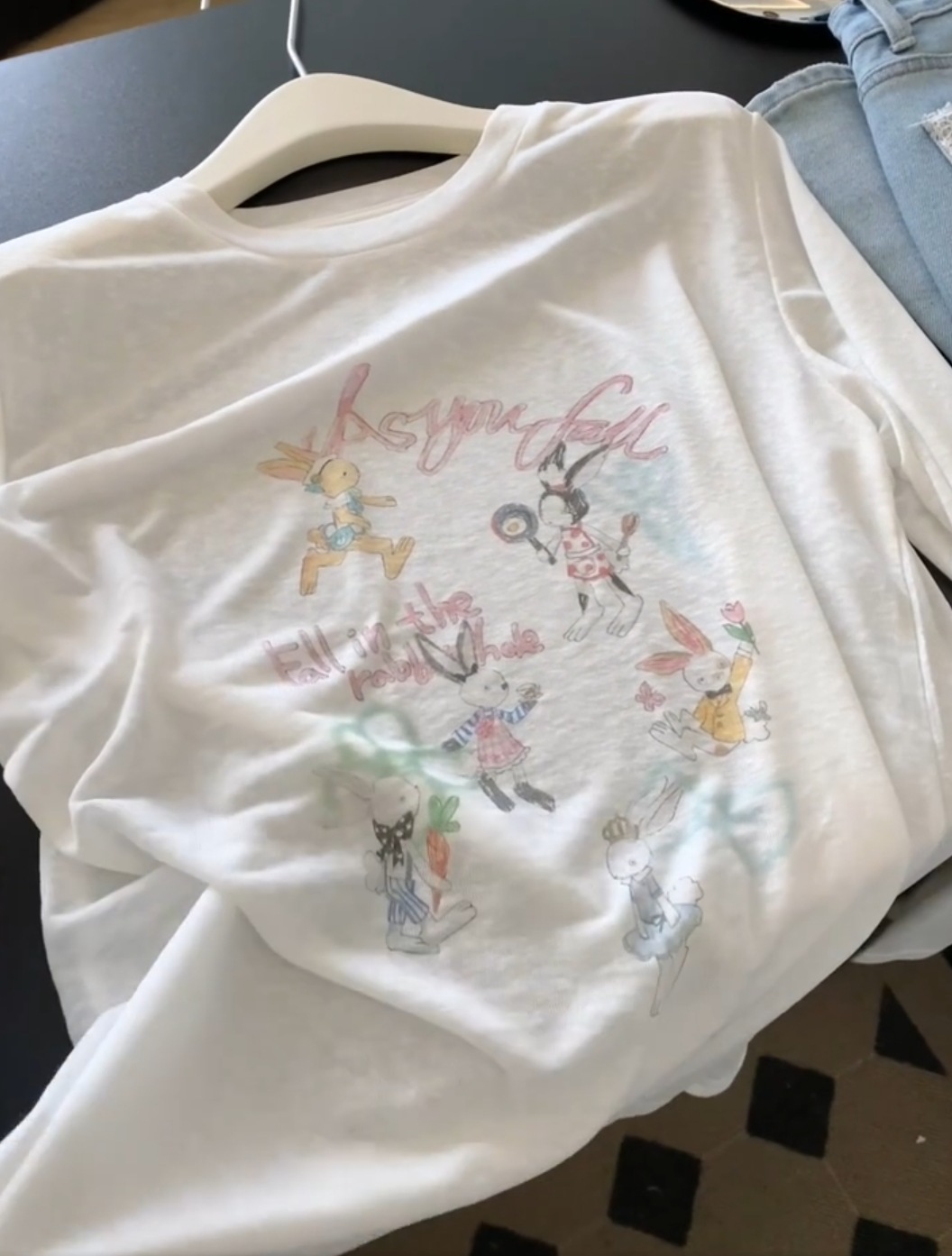 白色薄款微透印花长袖防晒罩衫T恤女爆款夏日绝美小上衣外贸批发详情34