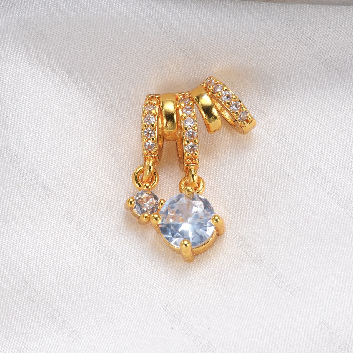 Copper-plated 18k gold pearl necklace pendant with zirconium wire roll design, high-end DIY jewelry accessory pic 8