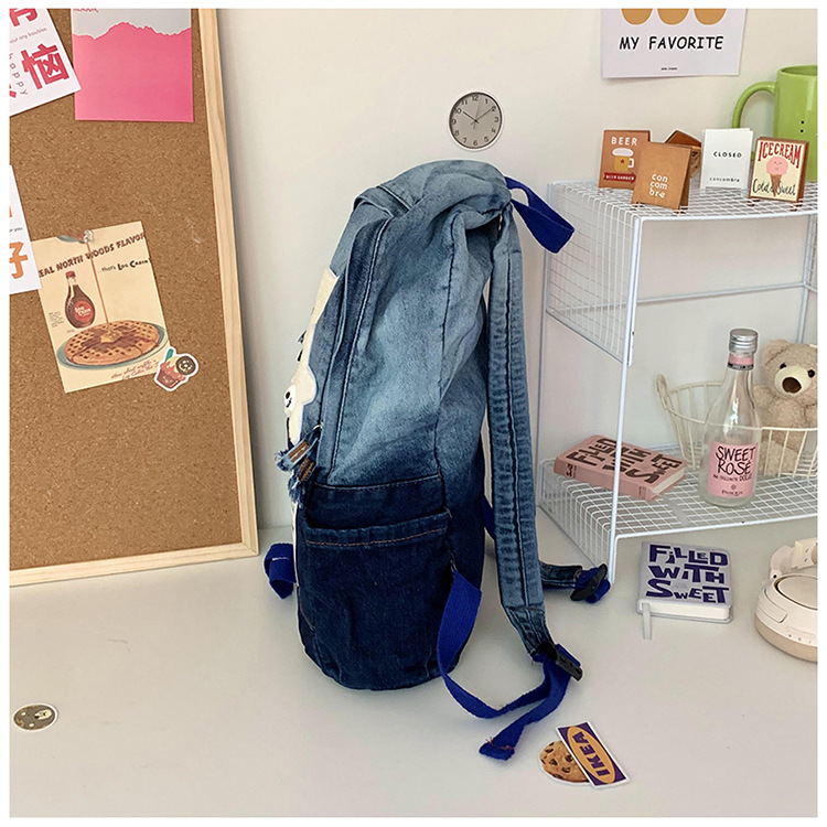 The new color-block soft backpack with pleated material, waterproof outdoor hiking bag, casual sports bag and student schoolbag trend pic 7