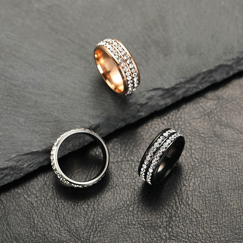 跨境供应钛钢戒指不锈钢饰品女双排满钻镶钻情侣戒指欧美工厂直供详情6