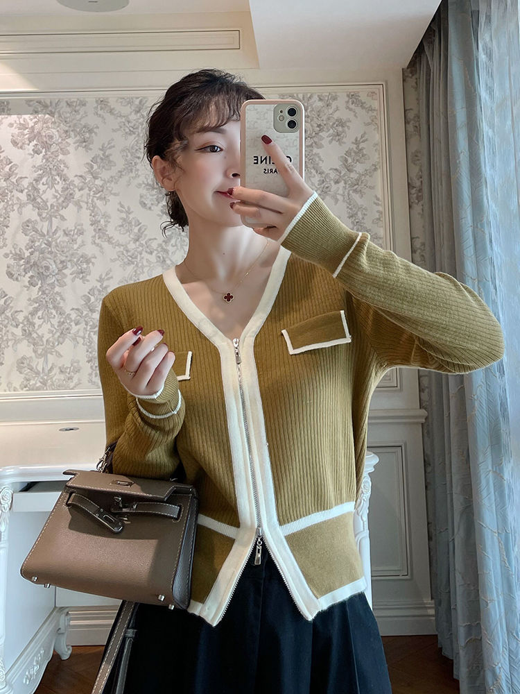 A 200-pound large-sized chanel-style knitted cardigan for early autumn, a V-neck double zipper loose, waist-cinching and slimming base layer for women pic 26