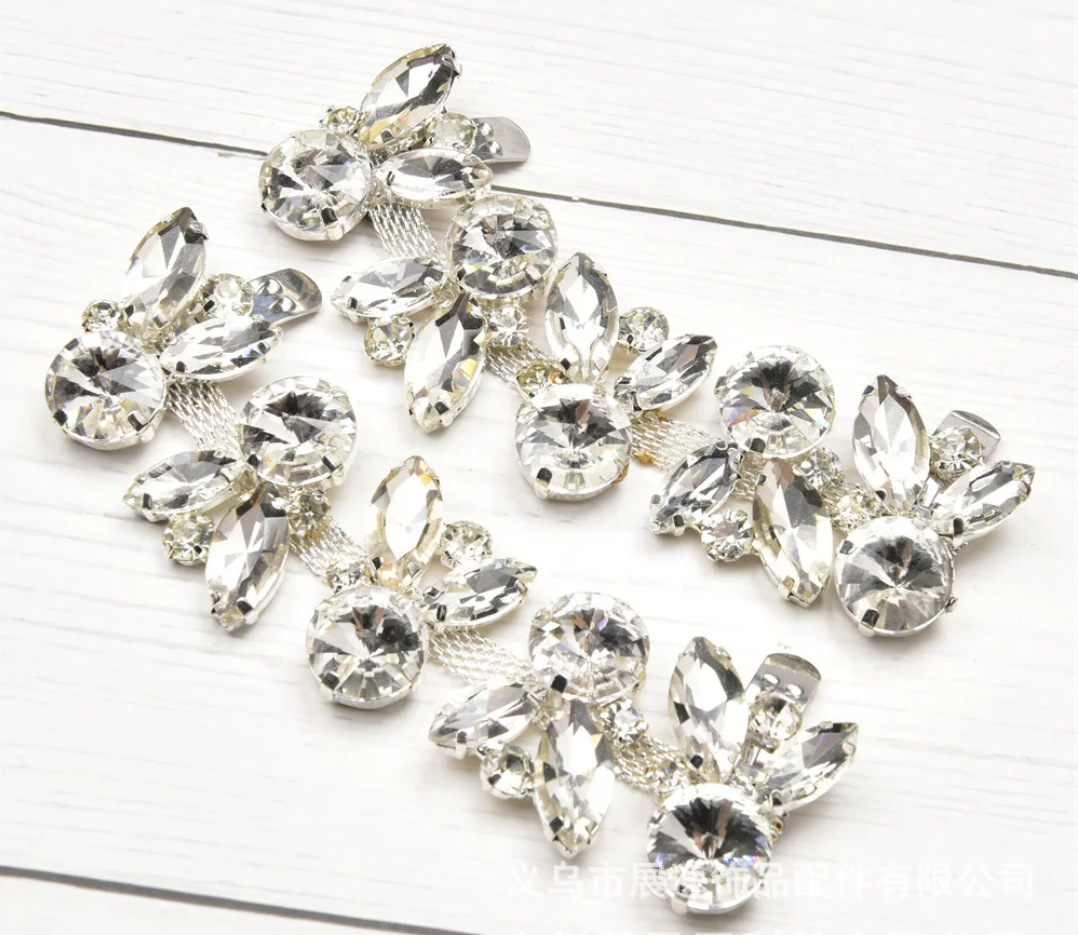 Factory direct sales of glass water diamond code chains, high-end wedding dress, dress, necklaces, clothing chains, accessories and accessories pic 9