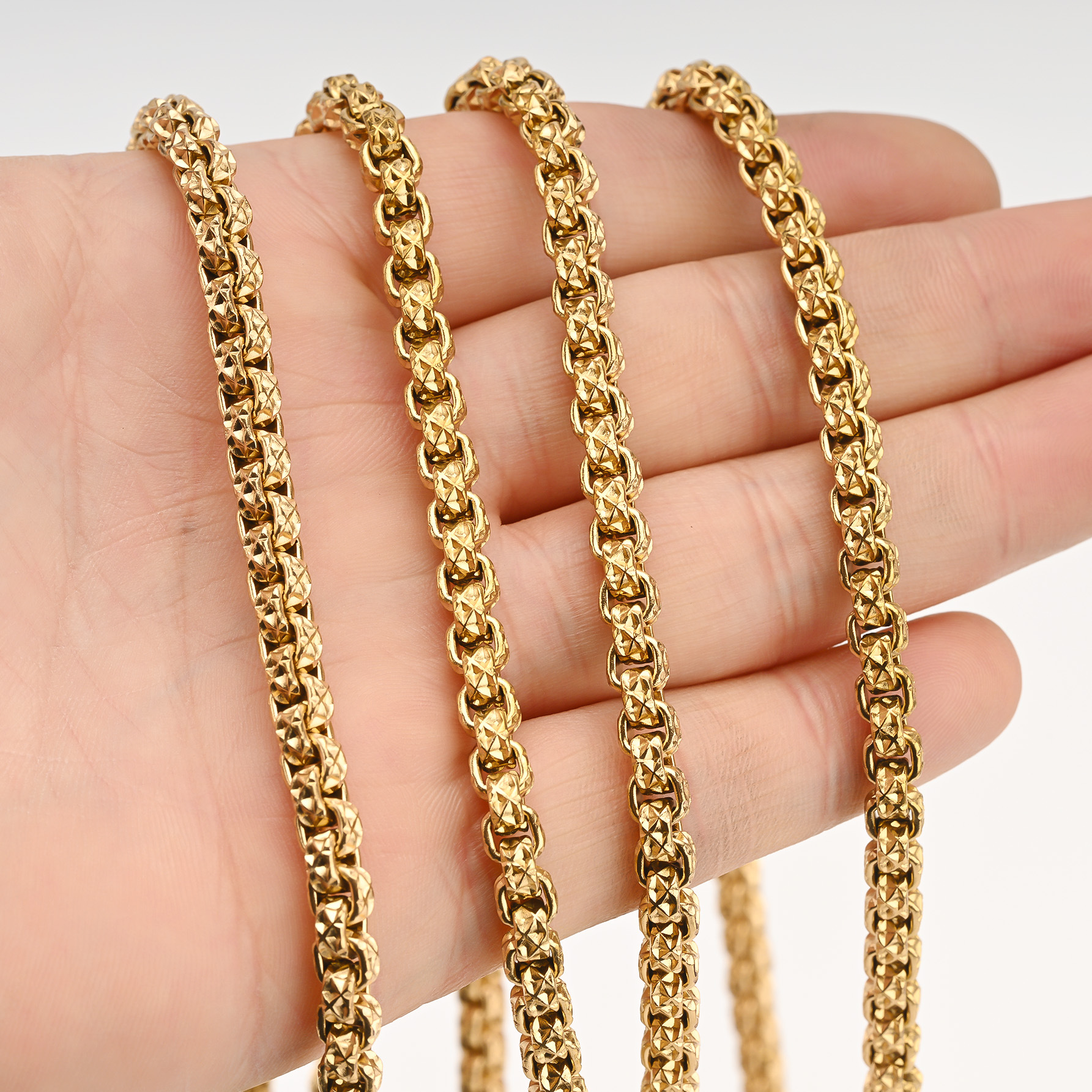 Cross-border high-end stainless steel chain square box with X-patterned decoration, DIY chain embossed box chain, cross-border exclusive supply pic 2