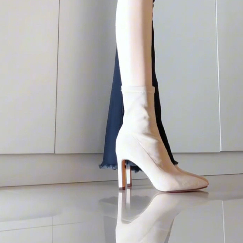 气质显瘦尖头弹力瘦瘦靴女时髦百搭绒面弹性短靴显瘦高跟靴单靴女详情9