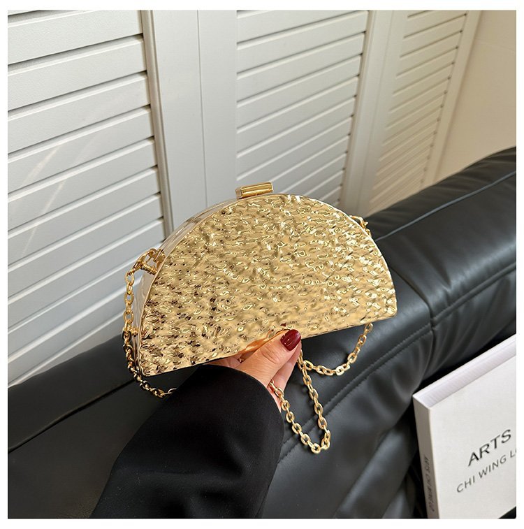 晚宴包金属2024夏季新款盒子女包链条单肩斜挎包褶皱跨镜女手机包详情62