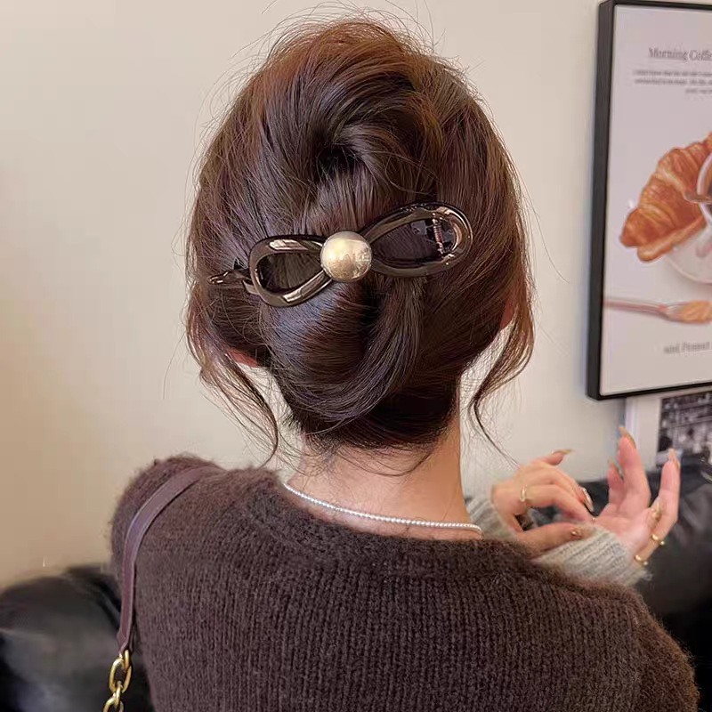 Elegant one-line hair clip, twist clip at the back of the head, 2025 new style, light luxury and high-end style, updo, grab clip, duckbill clip headwear pic 39