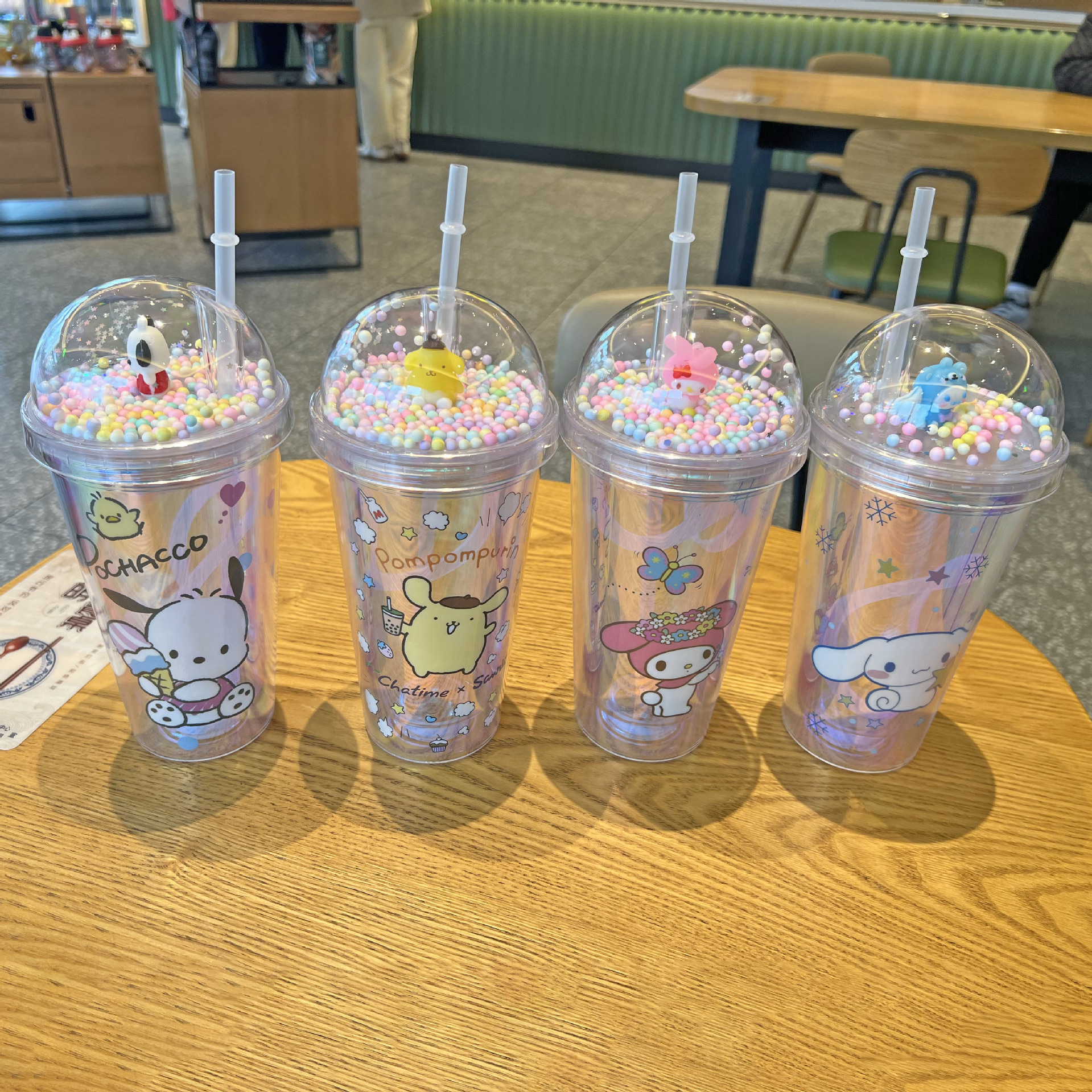 外贸新款三丽鸥镭射塑料吸管杯批发双层碎冰杯卡通塑料杯观景杯子详情3