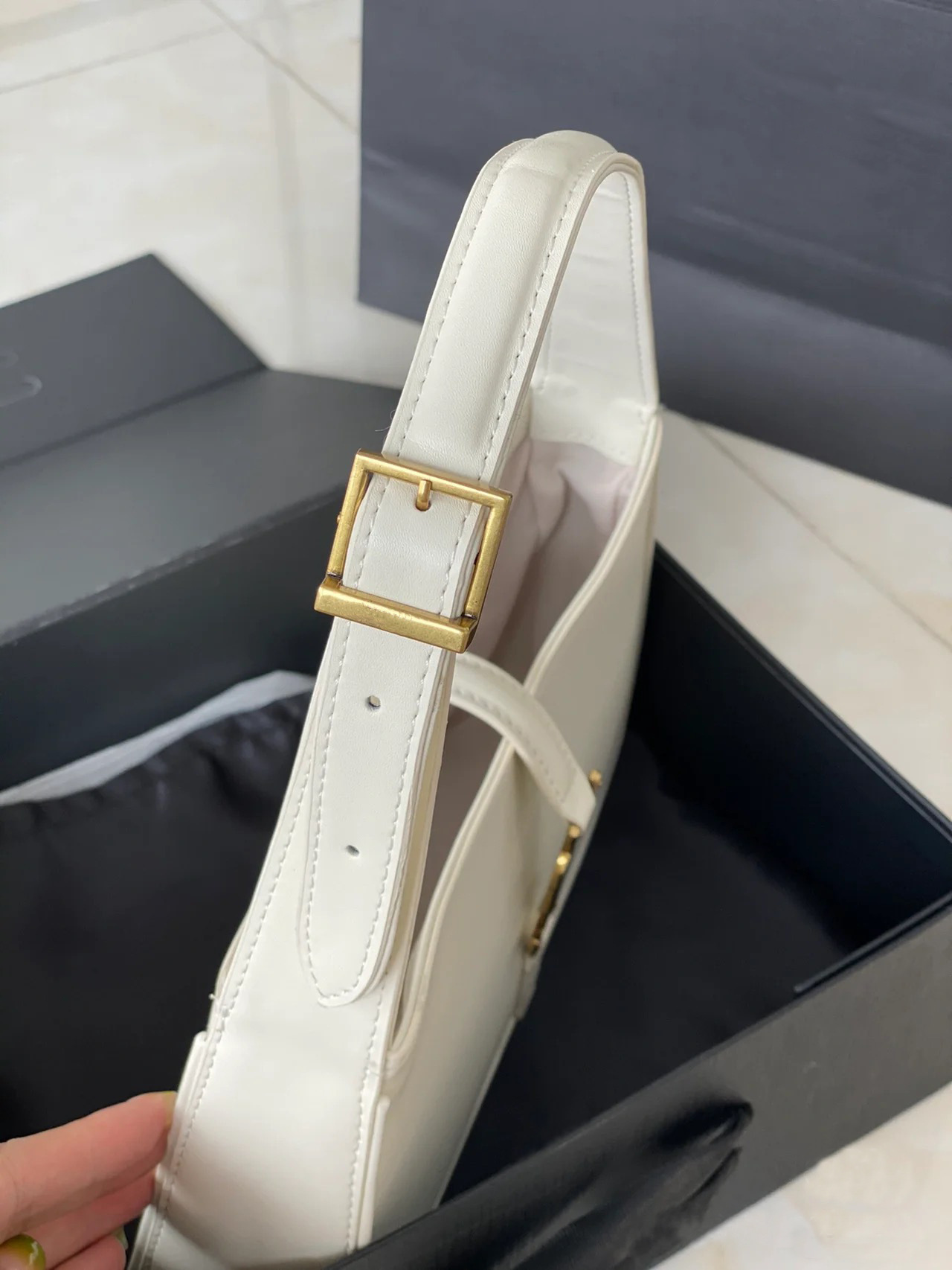 高级质感真皮杨树林包包2023新款时尚单肩腋下包hobo中古包法棍包详情5