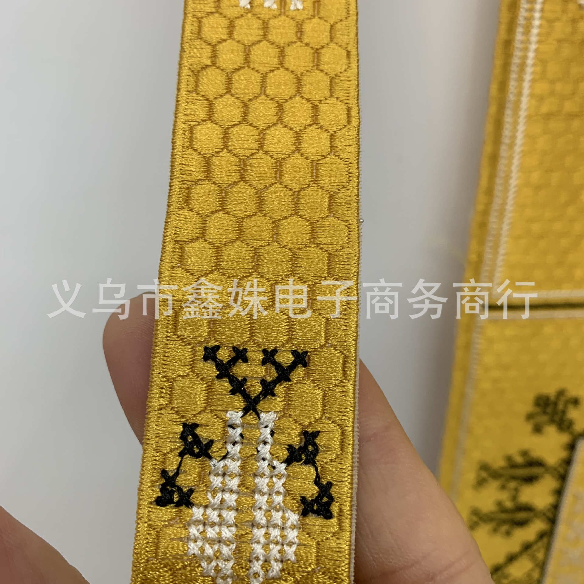 Rectangular embroidered circular collar stage costume accessories pic 9