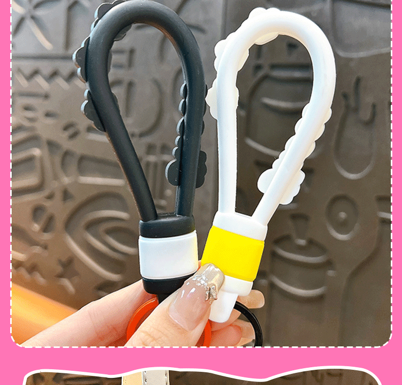 Wholesale of creative panda spinning fun slippers, keychains, cute schoolbags, pendants, car key chains, and small gifts pic 11