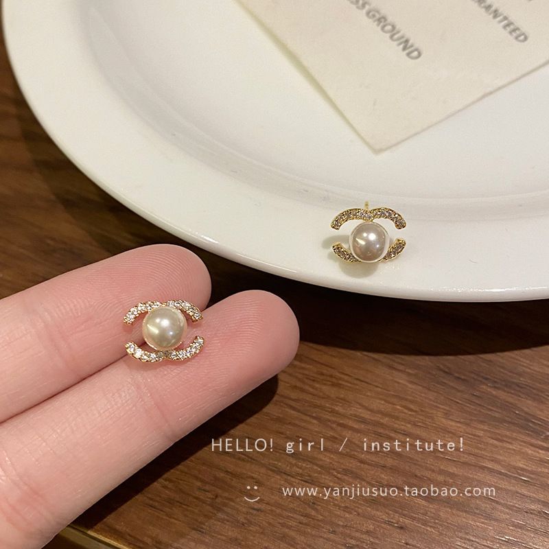法式小香风珍珠锆石耳钉女秋冬高级感轻奢气质耳环小巧精致耳饰品详情7