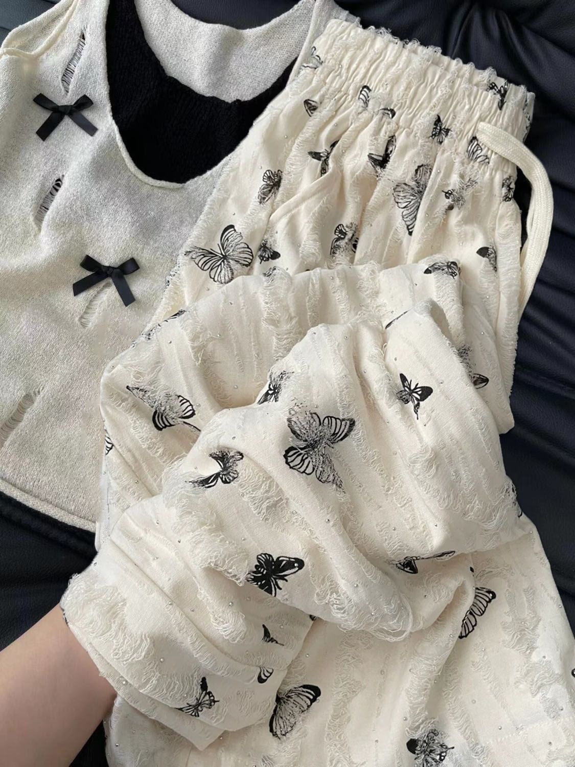 2024新款夏季甜辣妹吊带蝴蝶结休闲裤套装女 一整套搭配连衣裙两件套 轻松打造时尚潮流风格详情2