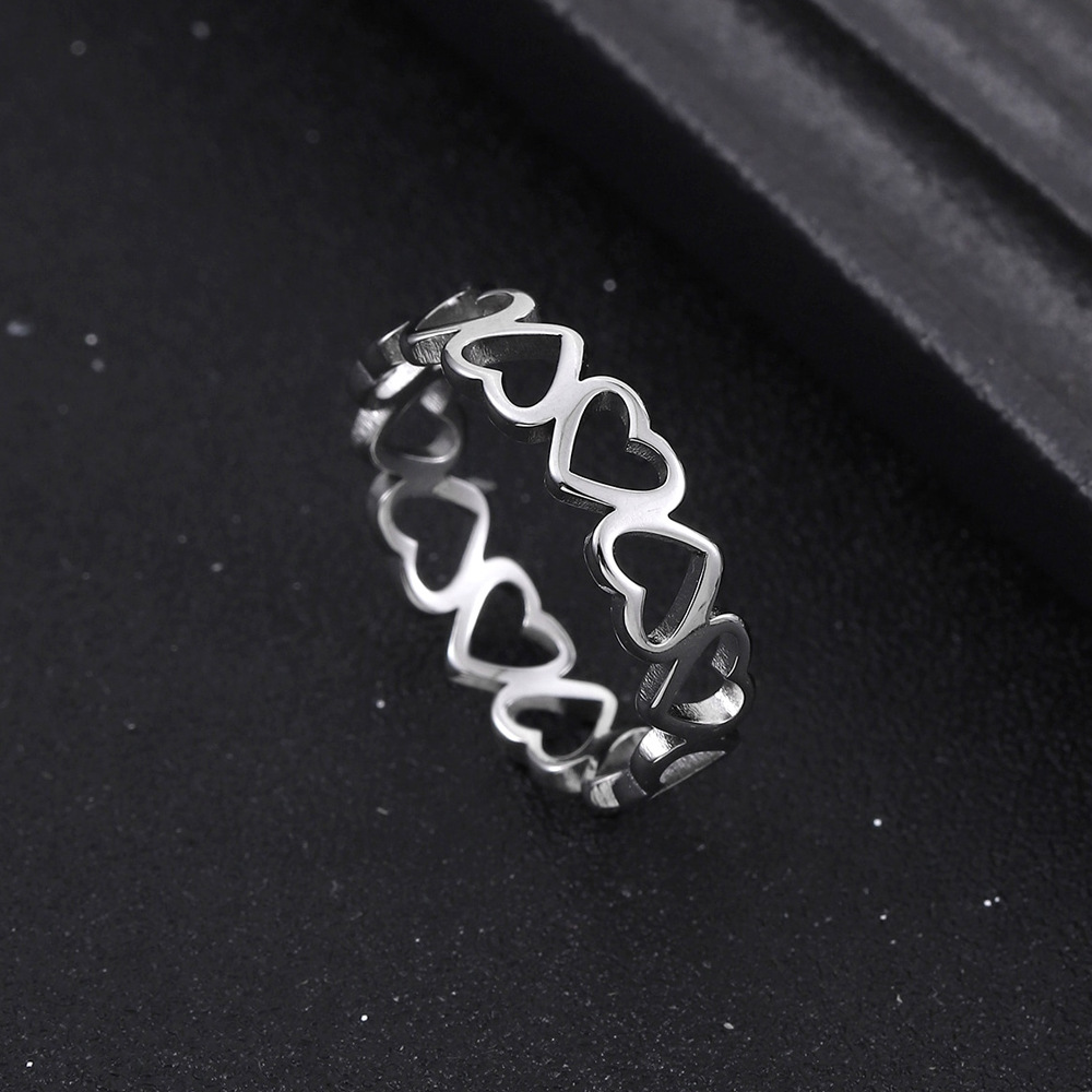 跨境不锈钢切割镂空戒指小众设计正反桃心钛钢戒指饰品厂家批发详情11