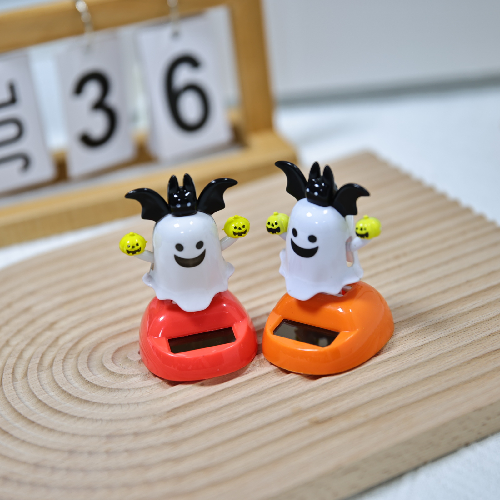 Factory direct sales of Halloween ghost car solar figurines, solar rocker, ghost Festival ghost figurines pic 3