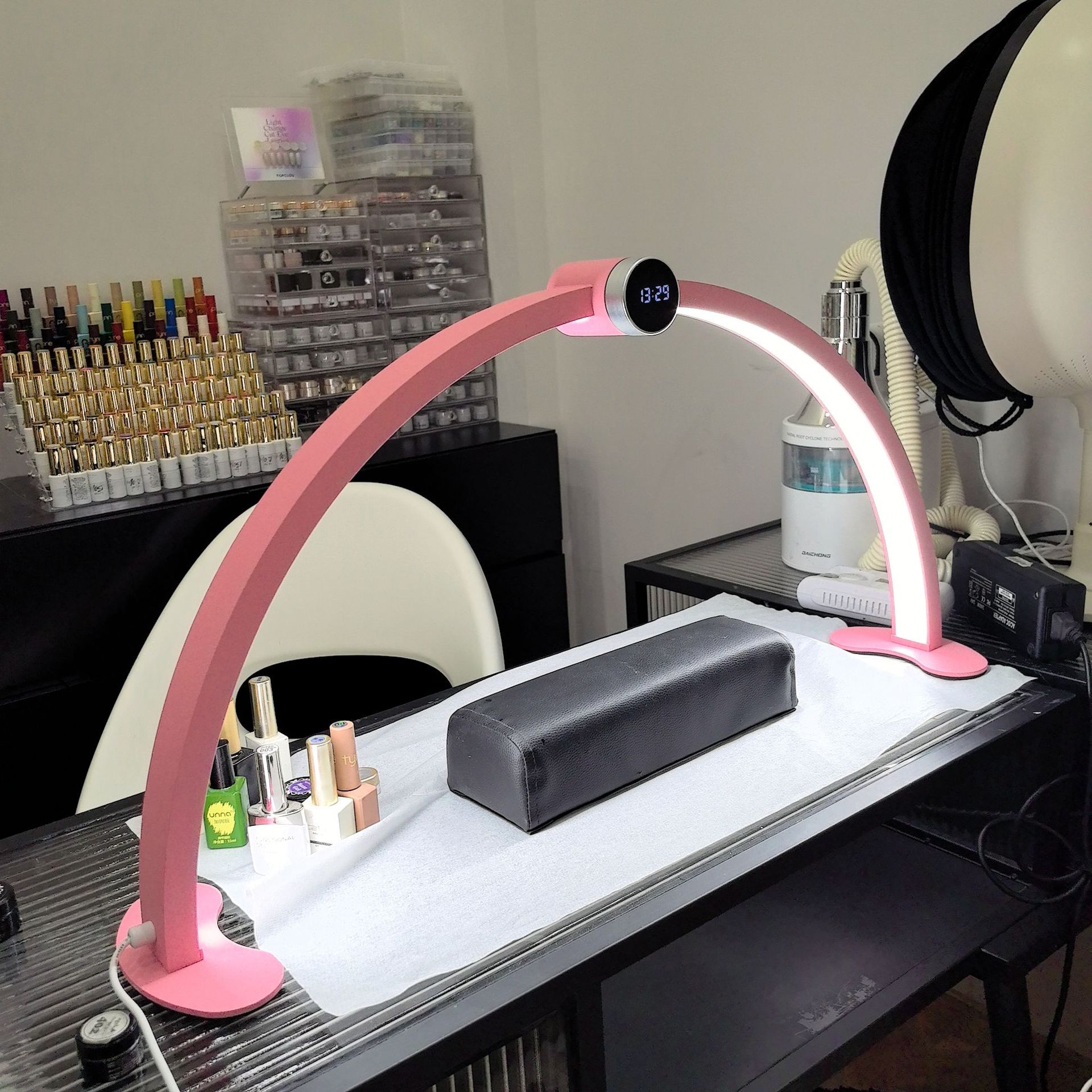 跨境美甲桌面灯显示屏补光纹绣美睫美颜美容护肤用半月灯美甲台灯详情3